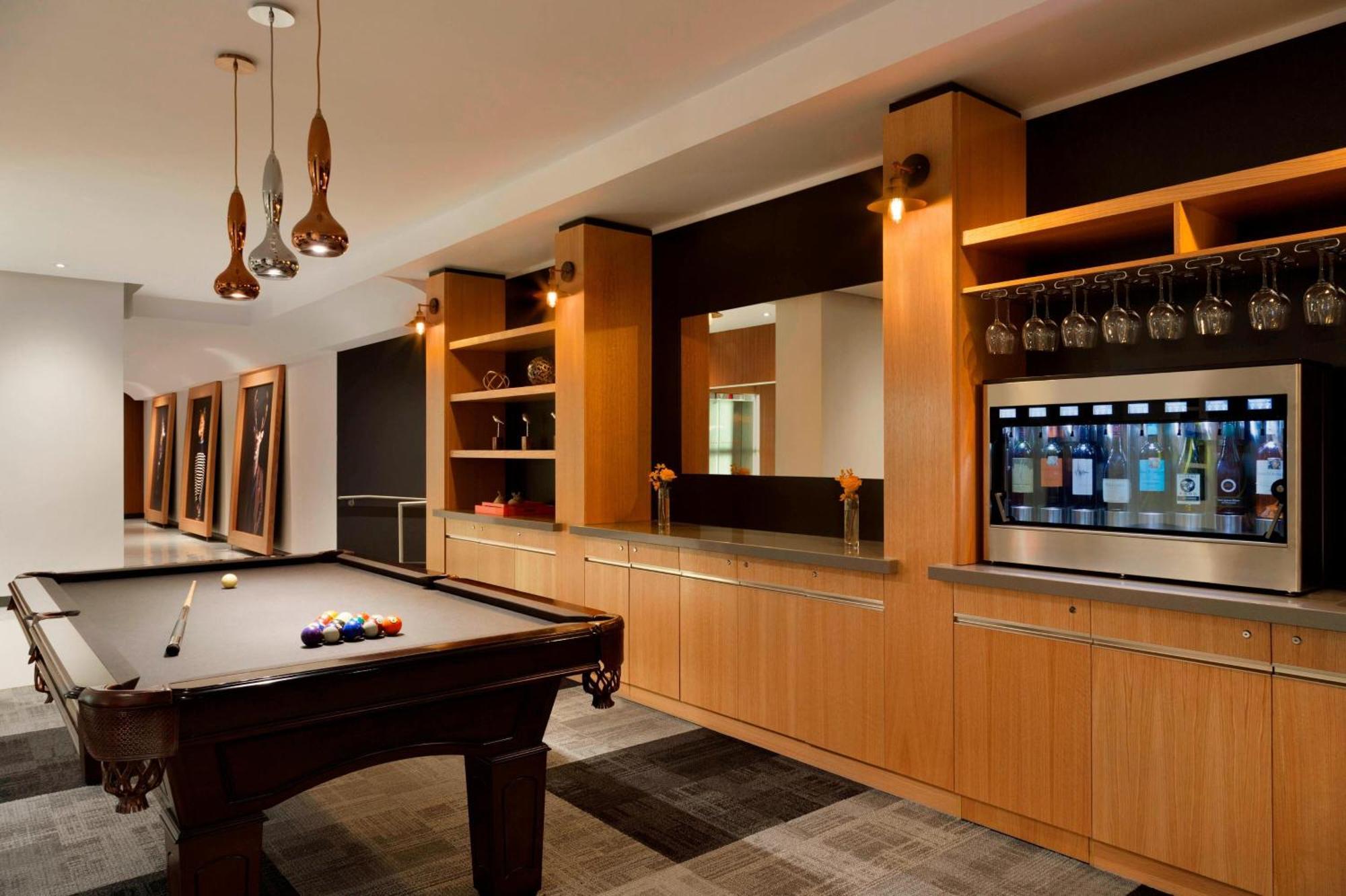 Hotel Pur, Quebec, A Tribute Portfolio Hotel Екстериор снимка